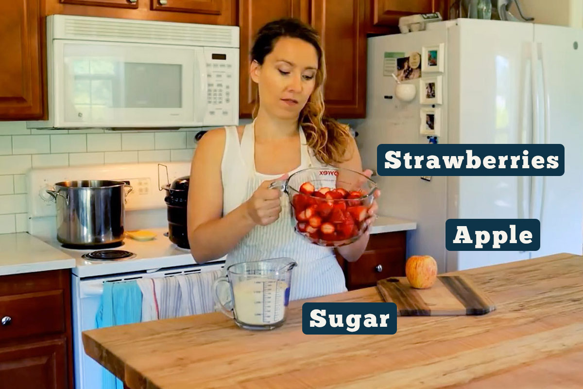Strawberry jam without pectin ingredients: strawberries, sugar, and apple.