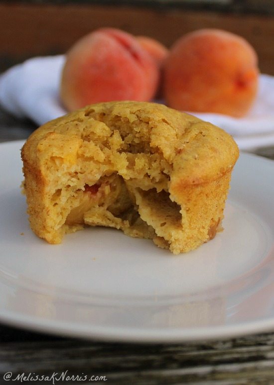 Peach buttermilk muffins... oh yes, I'm so baking these!