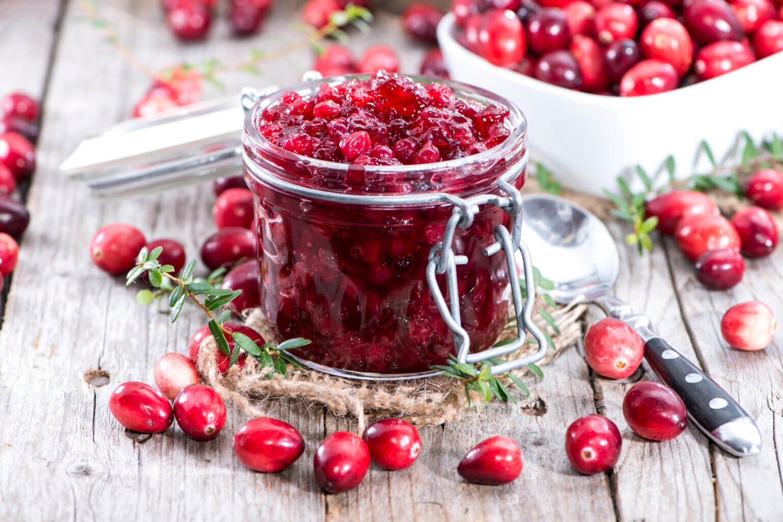 Homemade Cranberry Sauce + Canning Instructions Melissa K. Norris