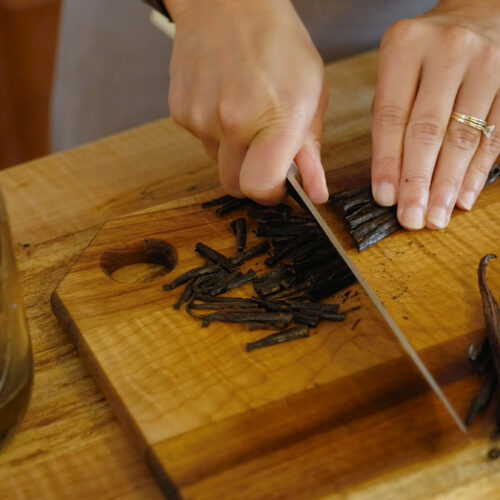 Homemade Vanilla Extract - Melissa K. Norris
