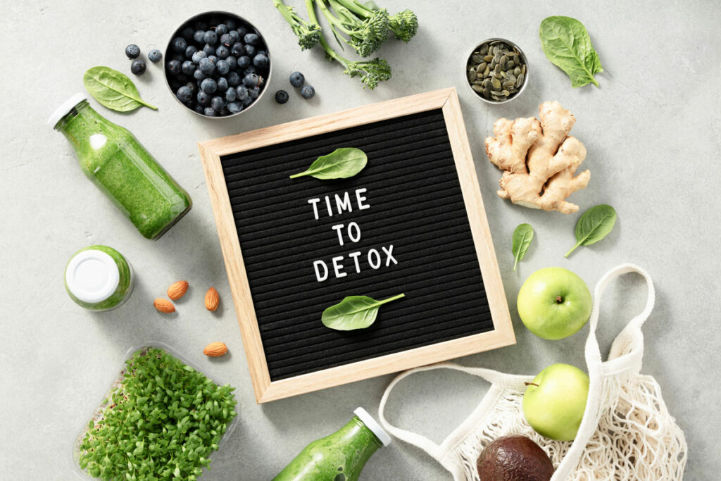 A letter sign that says "Time to Detox".